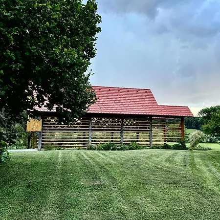 Vakantiehuis Homestead At Stefka's *