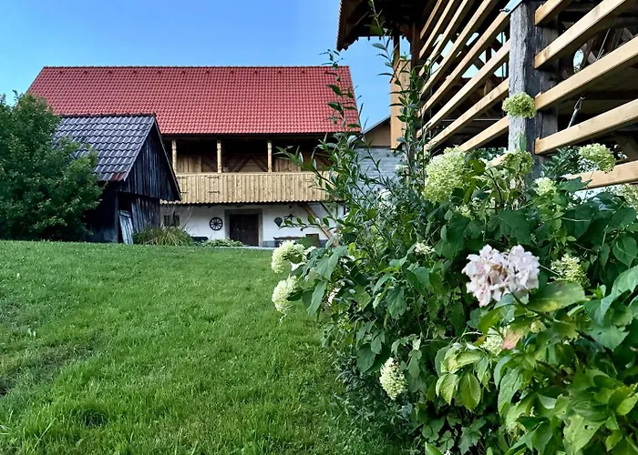 Homestead At Stefka's